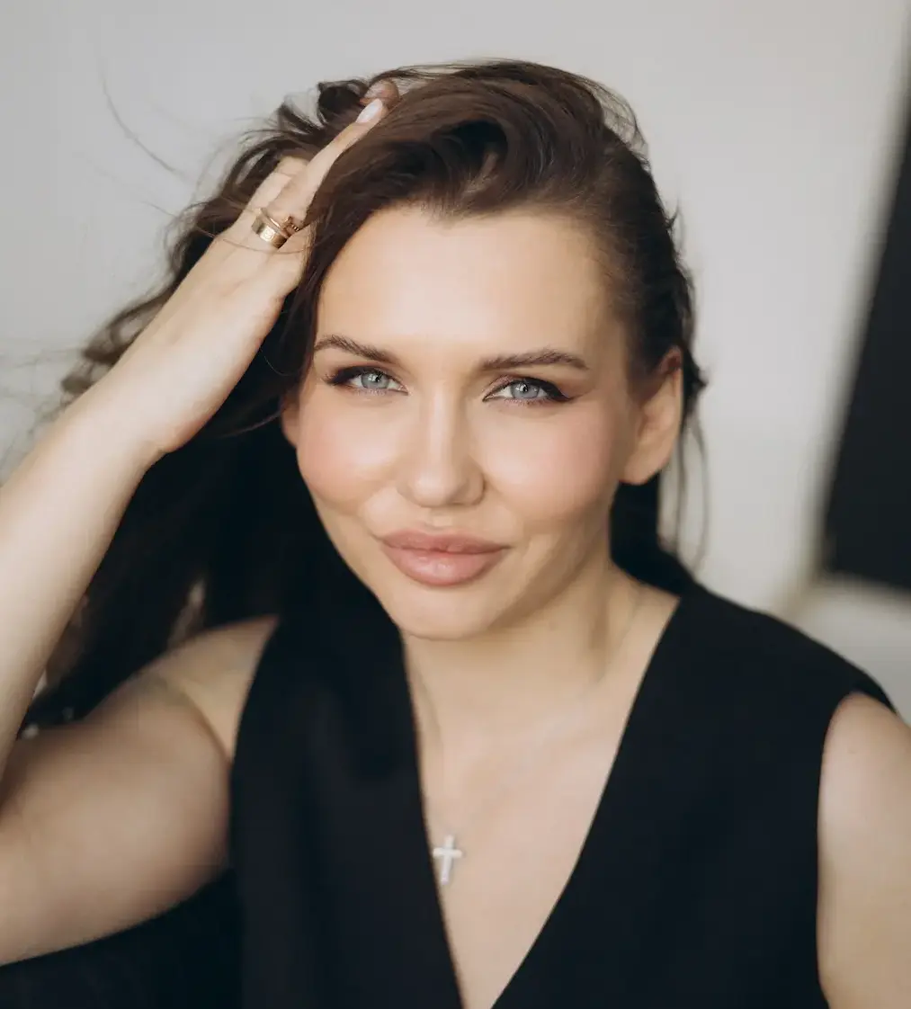 Елена Архангельская . Свои или чужие? Как живет бизнес студий наращивания волос