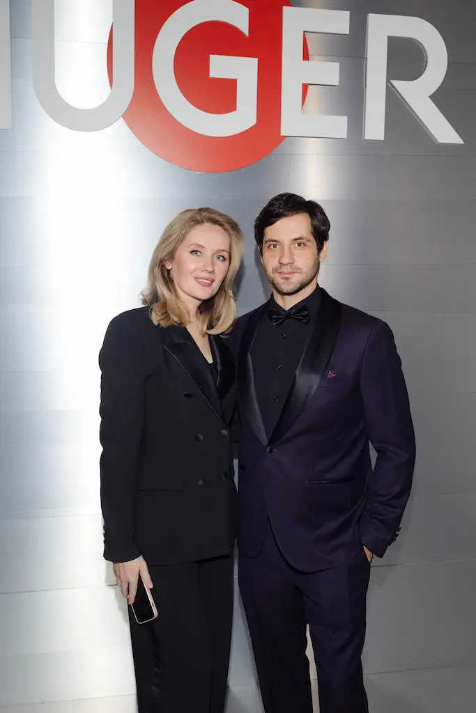 Японский бренд бритвенных станков Auger провел закрытый светский вечер в формате иммерсивного спектакля