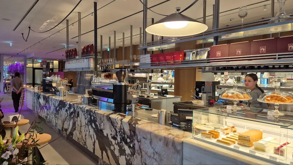 Новое открытие: «Кофемания» теперь в «Сколково Парк»