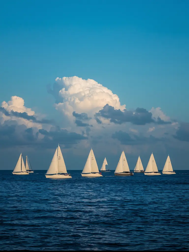 Вторая молодость у моря: 78% россиян мечтают встретить старость на побережье